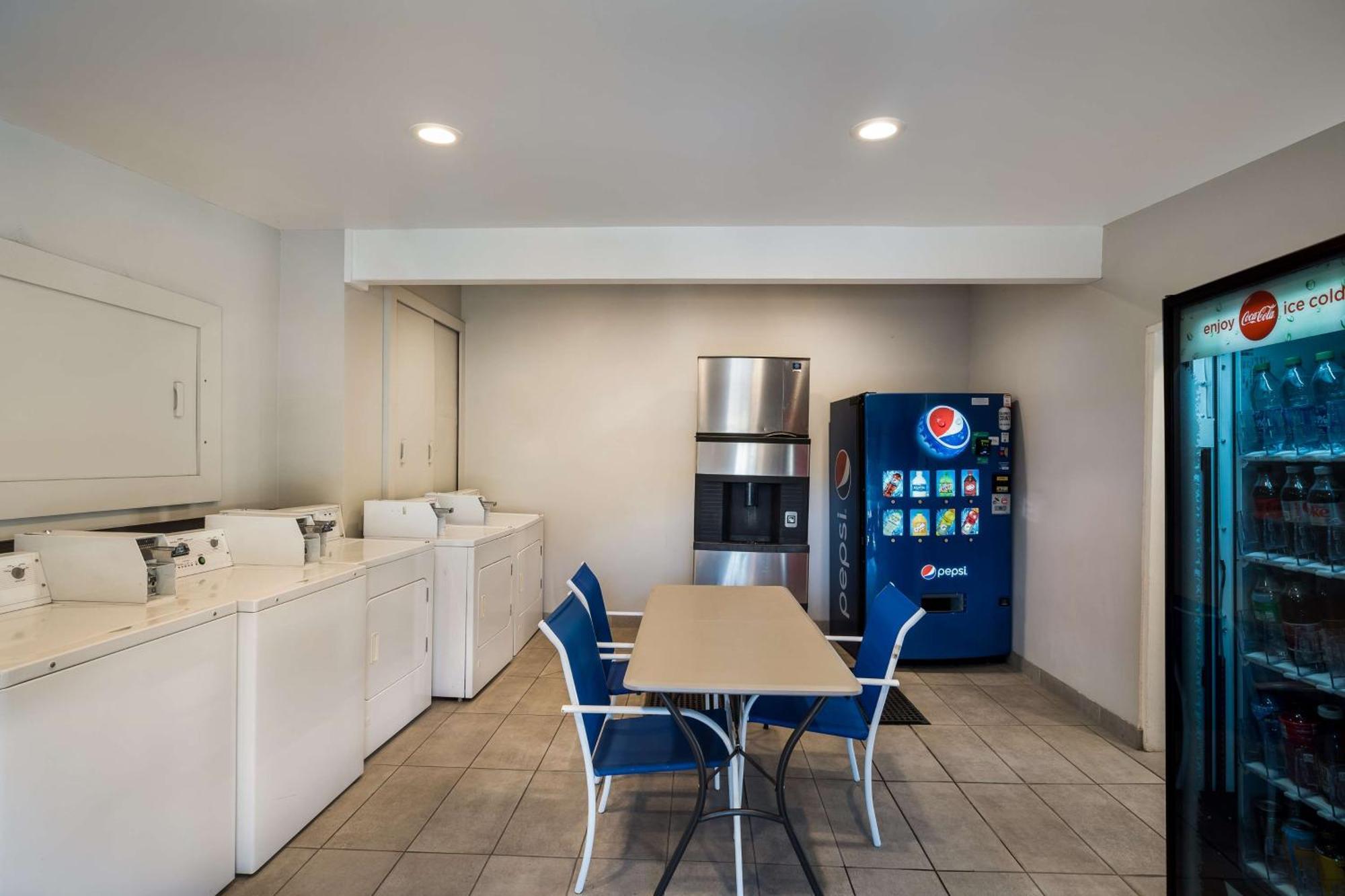 Best Western Antlers At Glenwood Springs Exterior photo