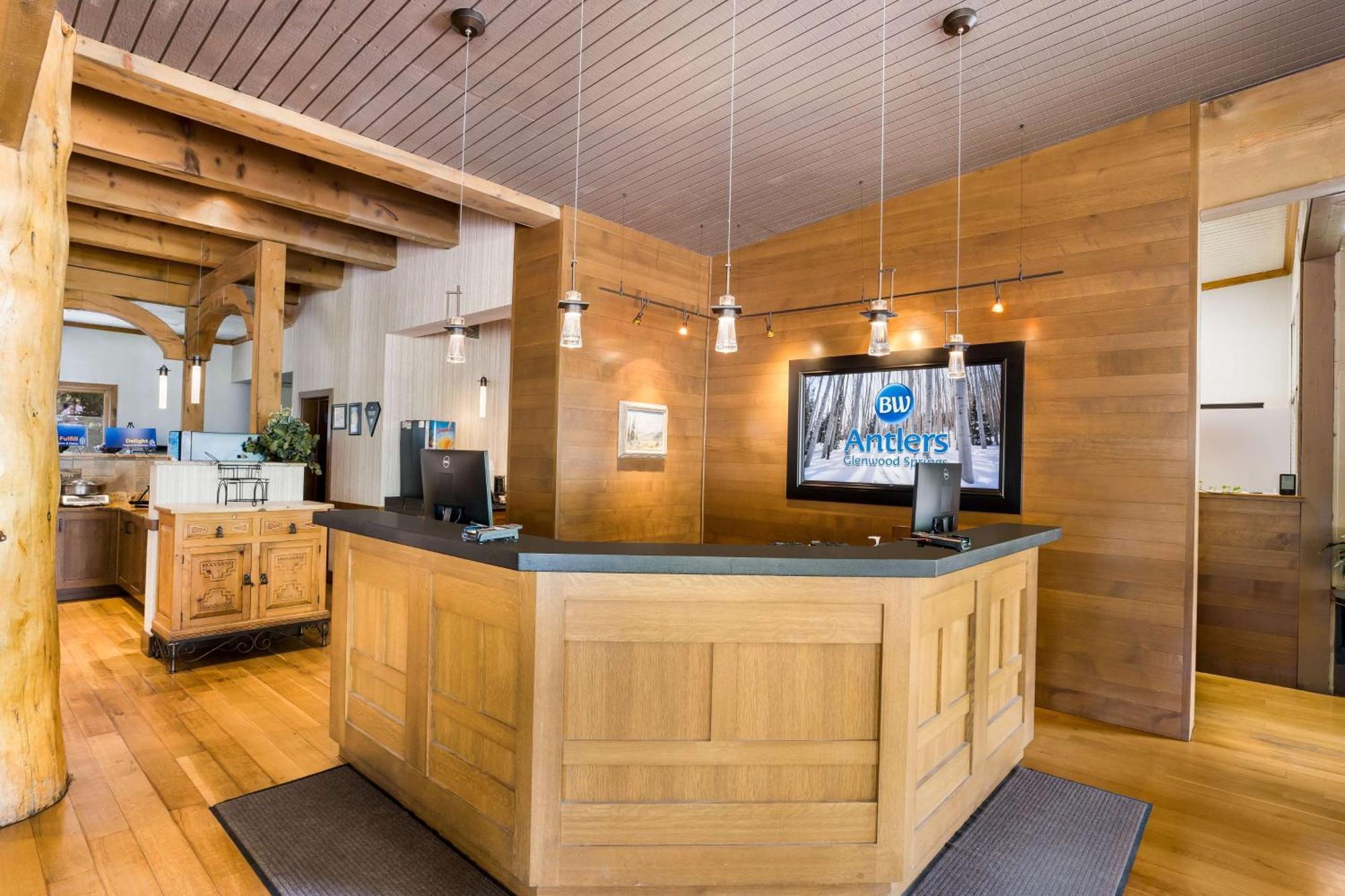 Best Western Antlers At Glenwood Springs Exterior photo
